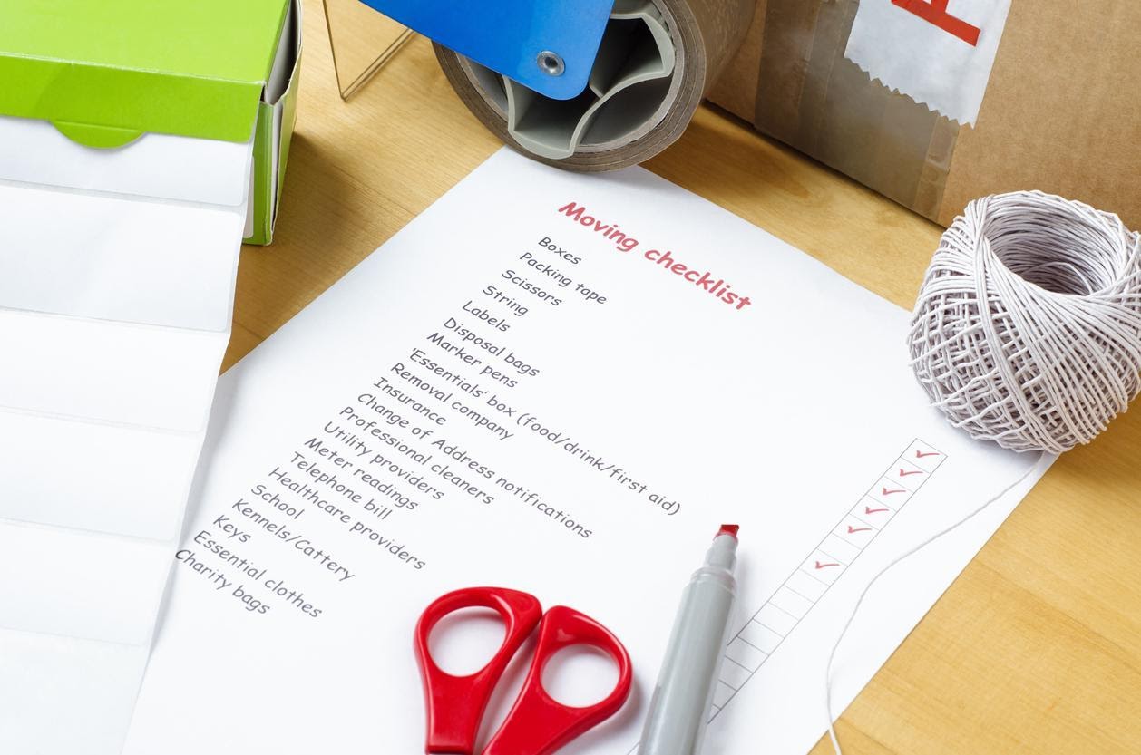moving-checklist-with-items-on-table